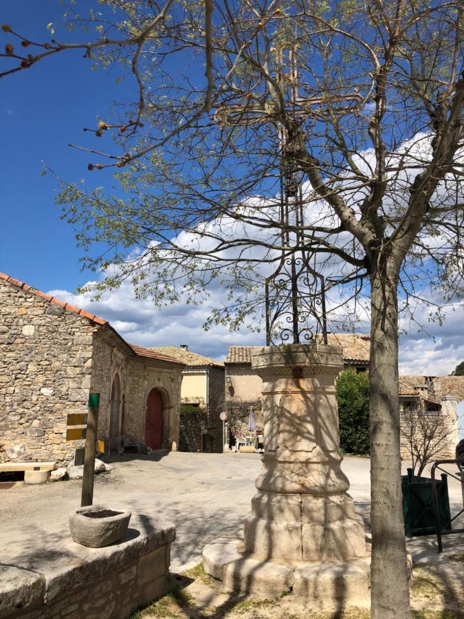 Saint-Julien-de-Peyrolas Maison Des Bourgades المظهر الخارجي الصورة